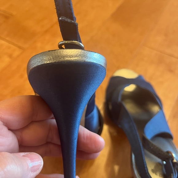 Pedro Miralles navy satin sling backs - Picture 6 of 16